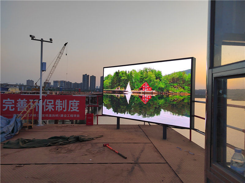 戶外LED顯示屏操作注意事項有哪些？